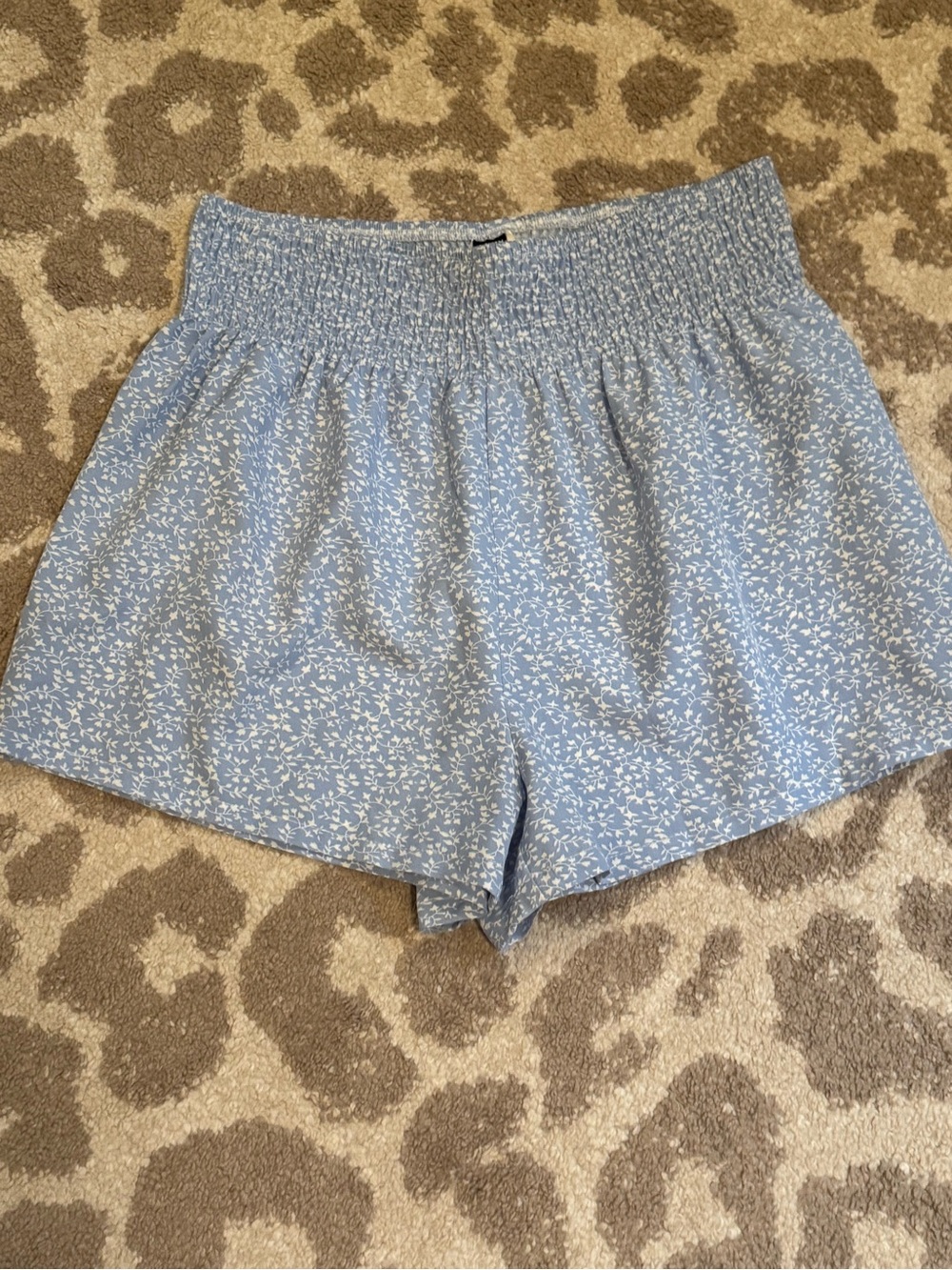 SHEIN Blue Floral Smocked High-Waist Women's Shorts